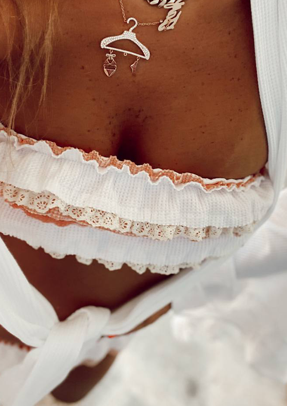 בגד ים סטרפלס וופל וינטאז׳ לבן אפרסק 1.png