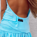 חליפת וופל גופיה גב פתוח וחצאית תכלת2.png חליפת וופל גופיה גב פתוח וחצאית תכלת2.png