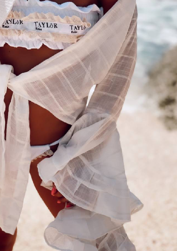 טיילור וינטאז לבן עליונית1.png טיילור וינטאז לבן עליונית1.png