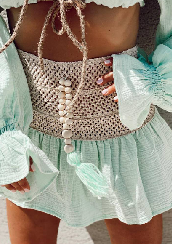 טיילור לוק ירוק סלאדין חצאית2.png