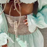 טיילור לוק ירוק סלאדין טופ1.png