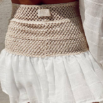 טיילור לוק לבן חצאית1.png