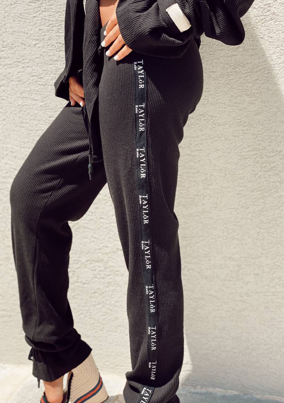 סט וופל וינטאז׳ שחור מכנס1.png