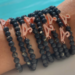 צמידים מאבני חן וגולדפילד שחור1.png