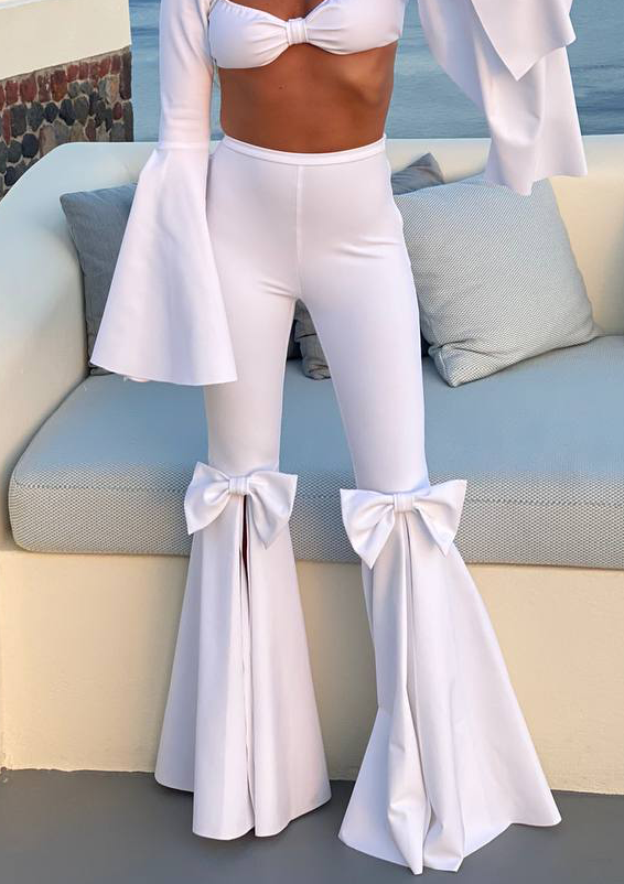 קליאו סט מכנס פדלפון עם פפיון2.png קליאו סט מכנס פדלפון עם פפיון2.png