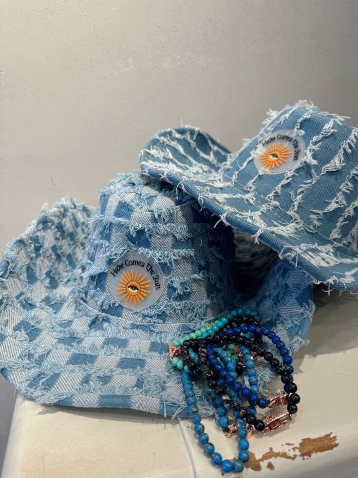 כובעים ג'ינס סאן